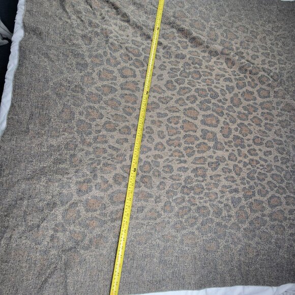 Anthropologie Faded Leopard Print Throw Blanket Winter Warm Casual Lounge - Picture 7 of 8
